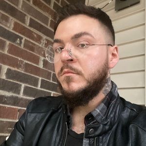 Meet your Posher, Corbin